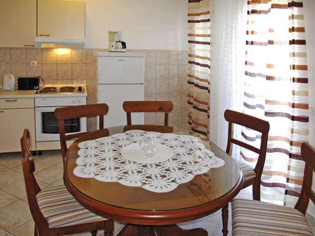 Apartmani Slavka Primosten Exterior photo