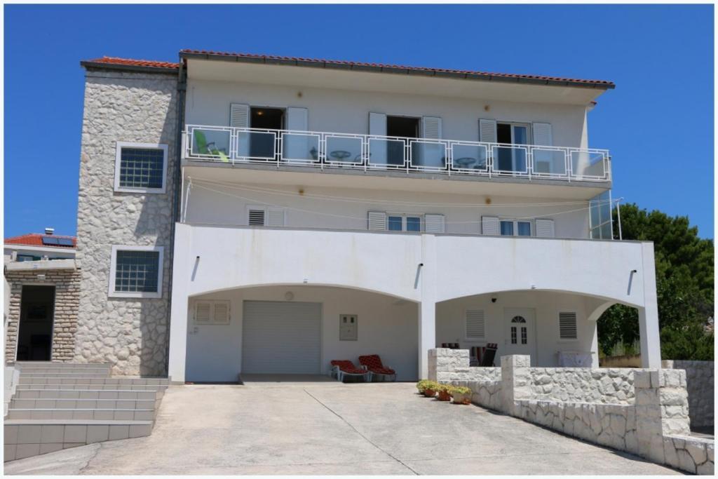 Apartmani Slavka Primosten Exterior photo